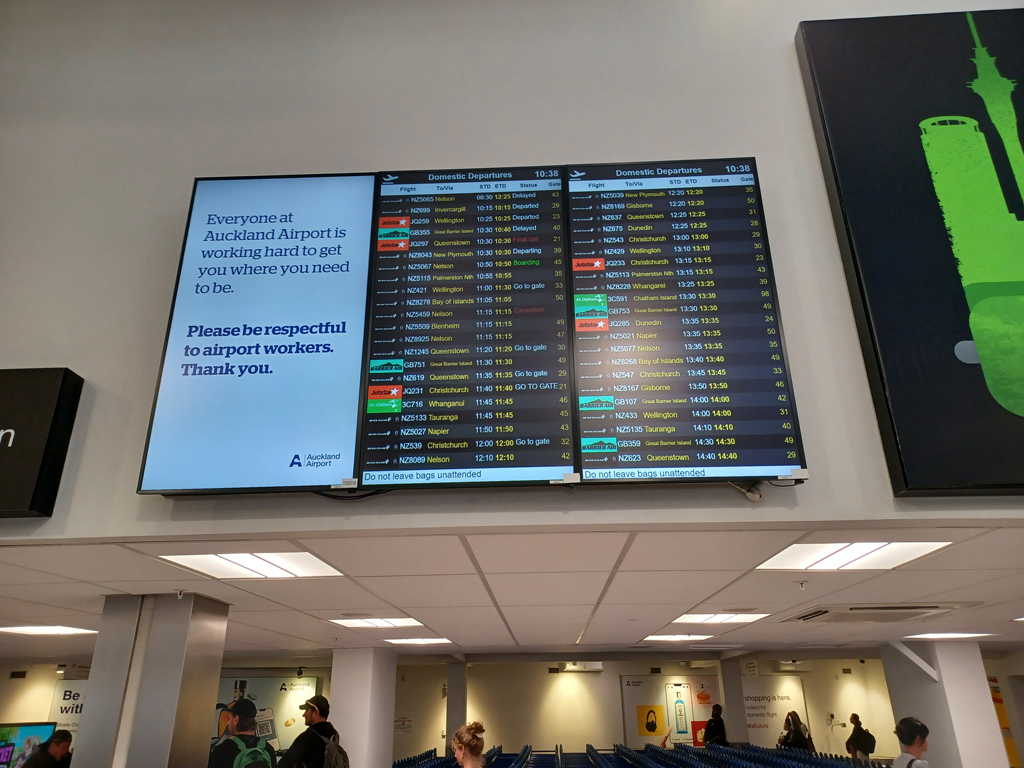 Auckland Airport Flight Schedule